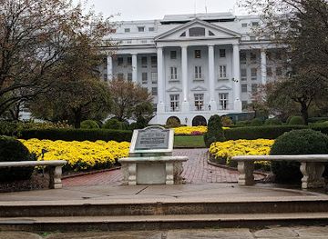 west-virginia/greenbrier-river-trail/restaurant/the-main-dining-room-at-the-greenbrier