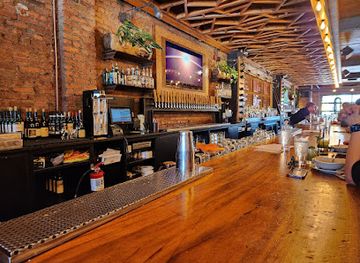 ohio/cleveland/ohio-city/restaurant/townhall