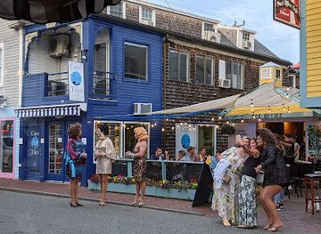 massachusetts/provincetown/restaurant/the-mayflower