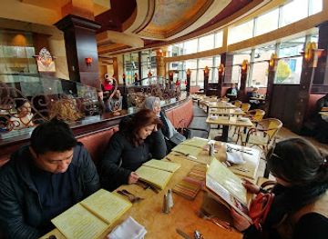 new-york/white-plains/restaurant/the-cheesecake-factory