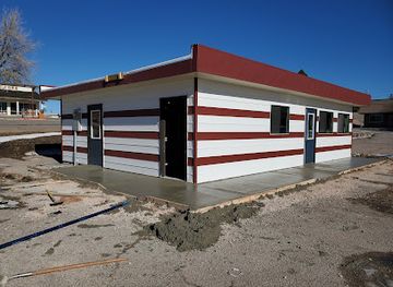 wyoming/niobrara-county/restaurant/fobaire-s-diner-rv-park-black-hills-glass-works