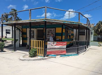 the-bahamas/bimini/restaurant/tropic-s-take-out-jamaican-bahamian