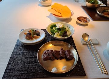south-korea/yeongnam-region/restaurant/la-yeon
