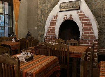 bolivia/chaco-plain/restaurant/lithium-club