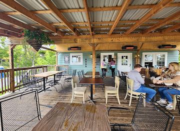 new-york/finger-lakes-region/restaurant/the-elf-in-the-oak