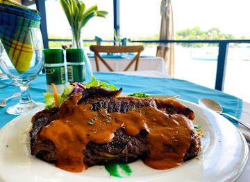saint-vincent-and-the-grenadines/saint-patrick/restaurant/the-loft-restaurant-and-bar