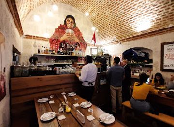 peru/arequipa/restaurant/la-benita-de-los-claustros