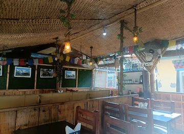 india/mcleodganj/restaurant/hungry-bird-s-pure-vegetarian-food