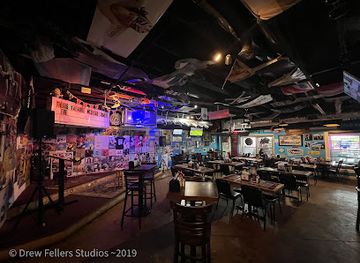florida/tallahassee/restaurant/bird-s-aphrodisiac-oyster-shack