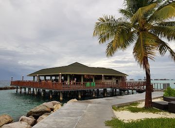 maldives/huraa/restaurant/al-tramonto-bar-restaurant