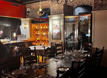 georgia/tbilisi/mtatsminda/restaurant/madre