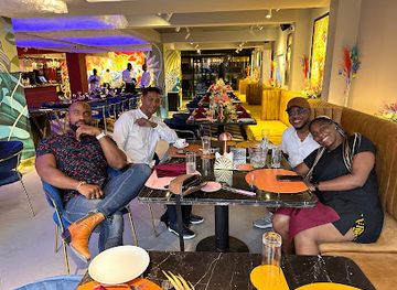 nigeria/south-east/restaurant/carnival-restaurant-and-lounge
