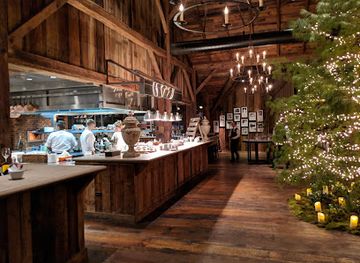 north-carolina/great-smoky-mountains/restaurant/the-barn