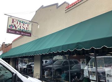 alabama/montgomery/old-cloverdale/restaurant/derk-s-filet-vine