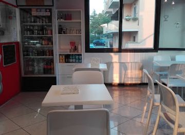 san-marino/acquaviva/restaurant/l-angela-veste-piada