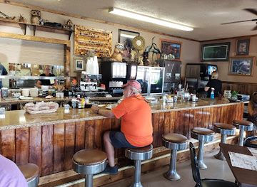 new-york/thousand-islands/restaurant/wolfes-kountry-kottage