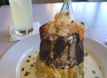 massachusetts/metrowest/restaurant/faros-restaurant