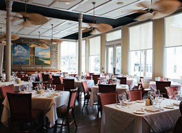 south-carolina/charleston/restaurant/high-cotton-charleston-restaurant