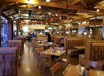 utah/cedar-valley/restaurant/royal-on-ridge