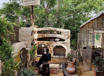 jordan/burial-mounds/restaurant/nabteh-o-fatteh