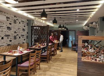 india/gwalior/restaurant/shan-e-pakwan