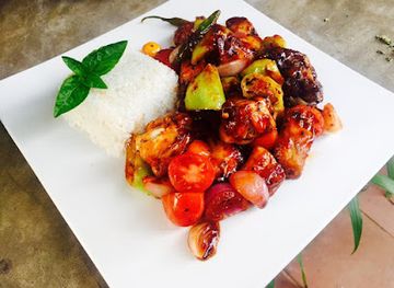 sri-lanka/dambulla/restaurant/tinaya-treats-restaurant