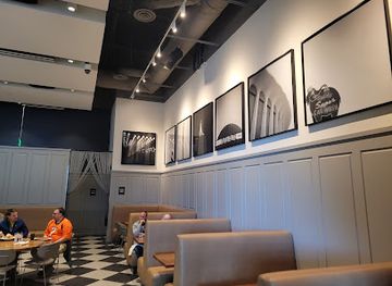 california/inglewood/restaurant/century-bar-and-grill