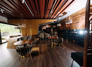 czechia/czech-forest/restaurant/levitate