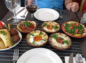 switzerland/geneva/les-paquis/restaurant/le-bon-coin