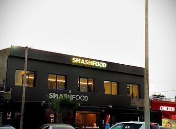 mauritania/nouakchott/ksar/restaurant/smash-food