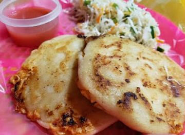 nicaragua/jinotega/restaurant/pupusas-river