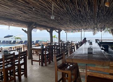 honduras/roatan/restaurant/tequila-jack-s