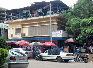 guinea/conakry/restaurant/rice-women-restaurant