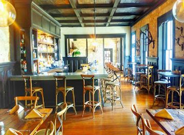 texas/hill-country/restaurant/peggy-s-on-the-green