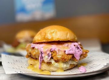 qatar/umm-salal/restaurant/salt-fried-chicken