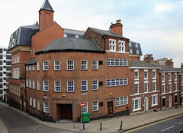 united-kingdom/nottingham/nottingham-castle/restaurant/the-roundhouse-bar-kitchen