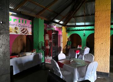 zambia/luapula-province/restaurant/vic-s-grill-house-mansa