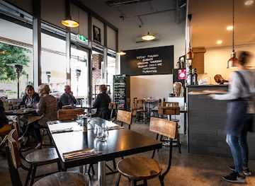 australia/brisbane/west-end/restaurant/la-lupa