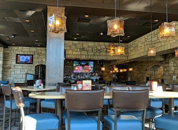 kansas/lawrence/restaurant/bird-dog-bar-at-the-oread