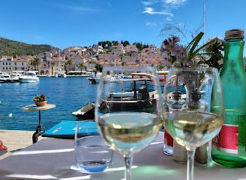 croatia/hvar/restaurant/dva-ribara