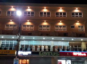 philippines/calaguas-island/restaurant/one-platinum-hotel-camarines-norte