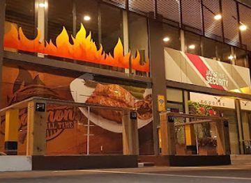 curacao/caracas-bay/restaurant/salmons-grill-time