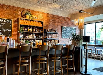 iowa/davenport/restaurant/miss-phay-cafe