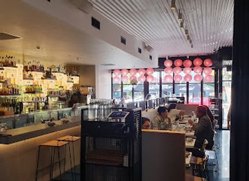 australia/canberra/braddon/restaurant/lazy-su