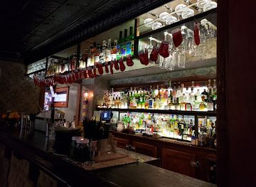 california/pasadena/restaurant/the-raymond-restaurant-brunch-dinner-happy-hour-pasadena-ca