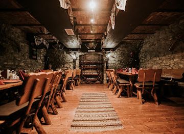 romania/bacau/restaurant/restaurant-curtea-veche-crama-terasa