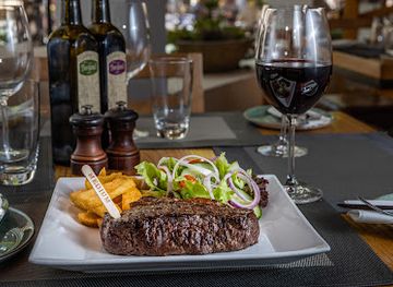 namibia/kuneneland/restaurant/the-stellenbosch-tasting-room