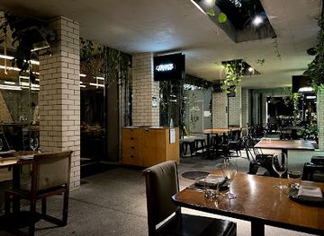 australia/brisbane/fortitude-valley/restaurant/gerard-s-bistro