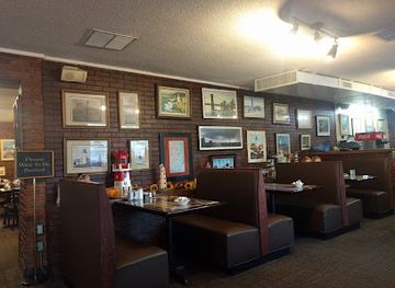 kansas/wichita/restaurant/the-beacon-restaurant