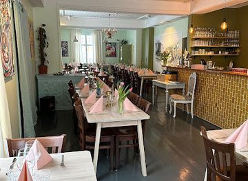 finland/espoo/restaurant/ravintola-cru